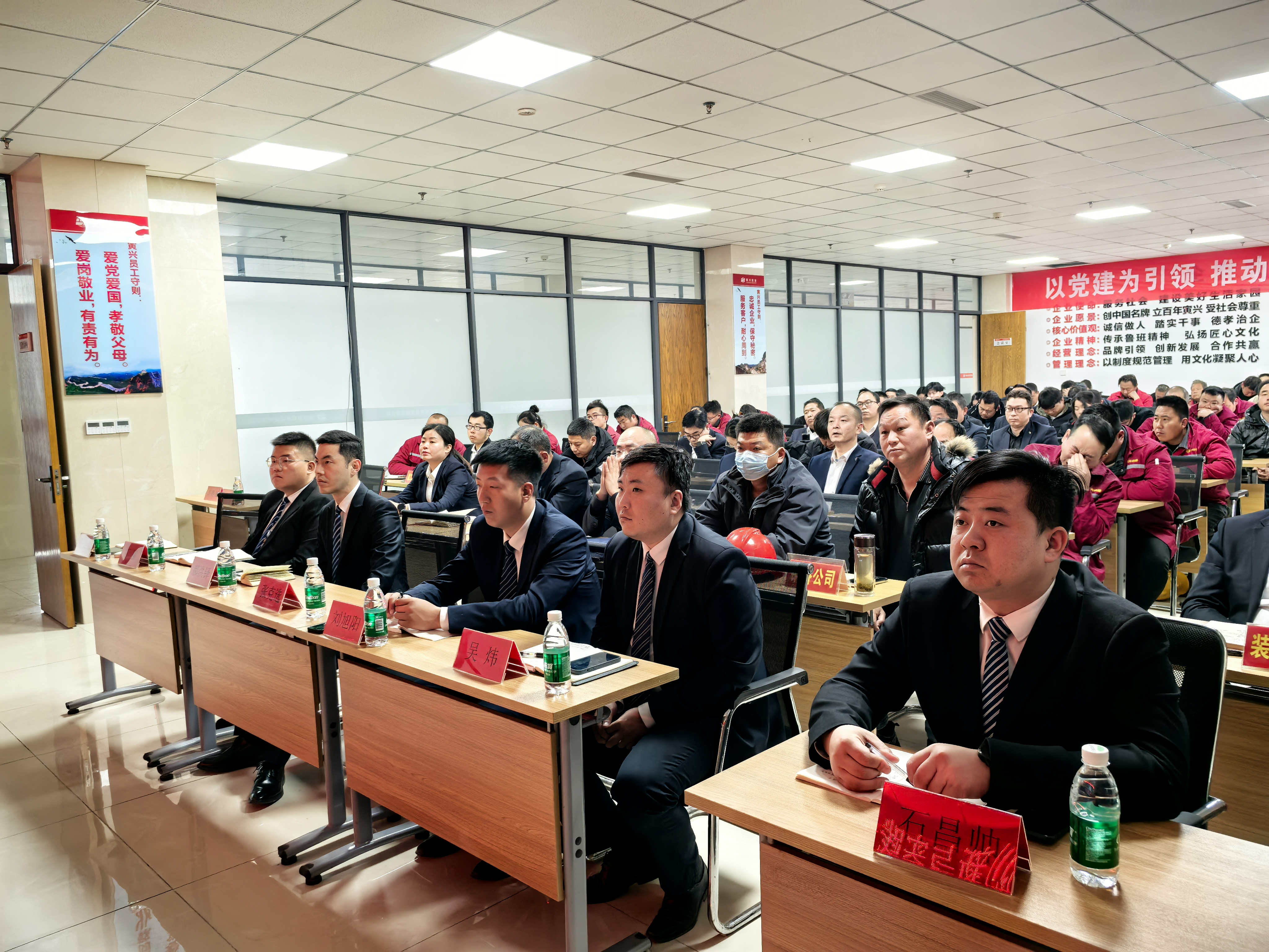 牧原建筑攜手寅興實業(yè)開展安全培訓(xùn)專題活動，共筑安全生產(chǎn)新防線